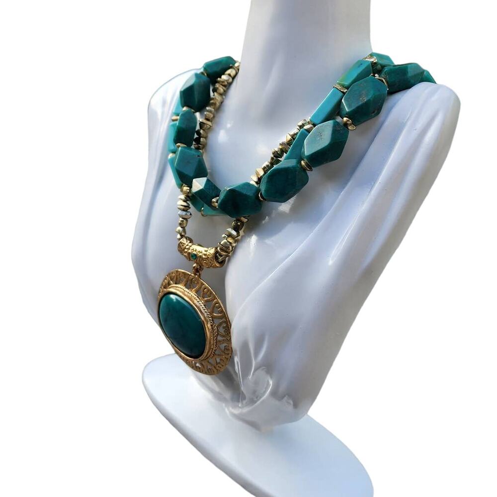 Vintage Triple Contrast Strand Faux Turquoise Medallion Statement Necklace - Picture 10 of 11